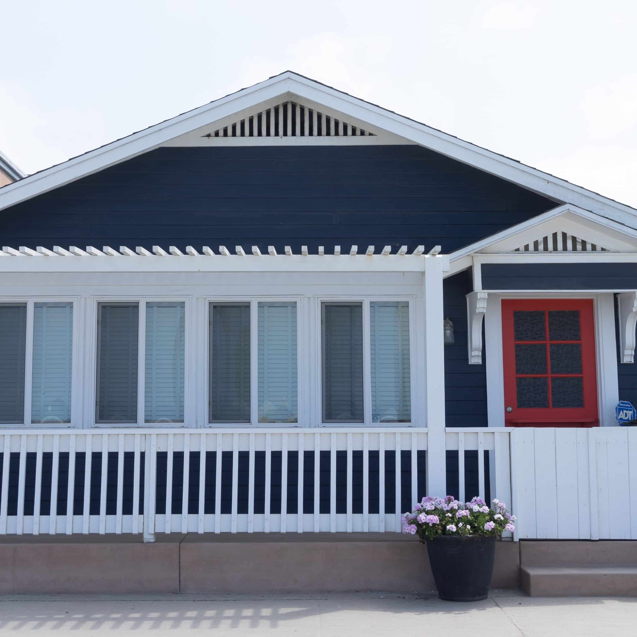 How Much Does it Cost to Paint a House Exterior? | House Painting Calgary